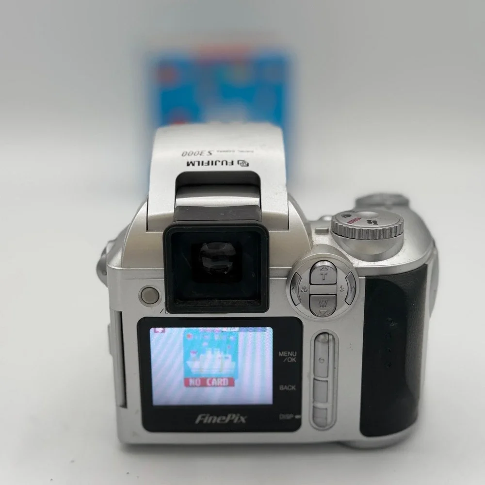 Fujifilm finepix s3000
